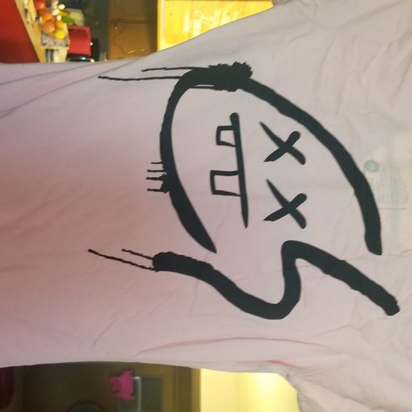 Chain Smokers - Picture 2 of 2